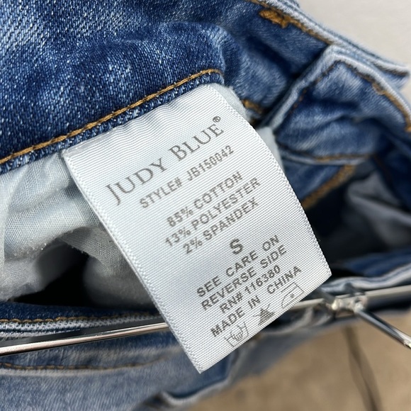 Judy Blues Lace patch size Small JB150042‎ Distressed Women's Shorts - Picture 5 of 9